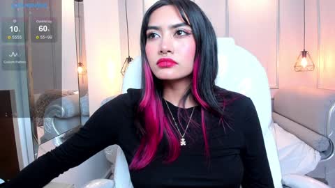 Azura online show from 02-05-25, 10:33