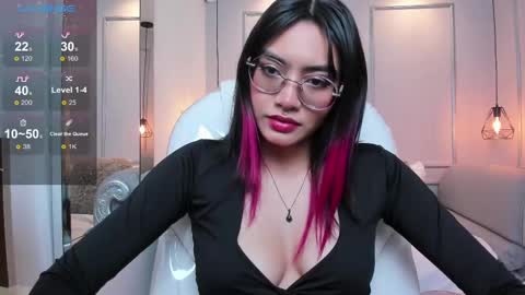 Azura online show from 03-05-25, 07:27