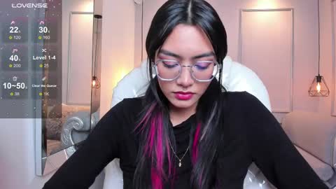 Azura online show from 09-17-25, 07:37