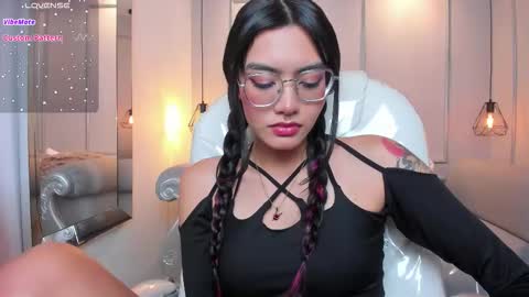 Azura online show from 10-22-25, 08:19