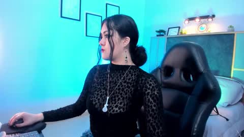 Azurra  online show from 01-05-26, 08:56