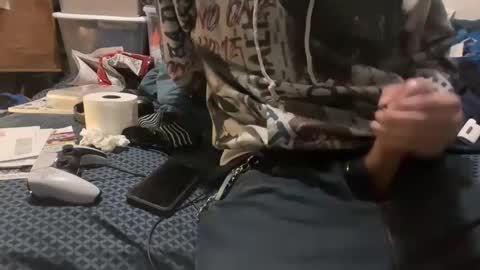 Snapshot of b1gd1k290013 chatting on 12-16-25, 02:27 b1gd1k290013 online show from 12-16-25, 02:27