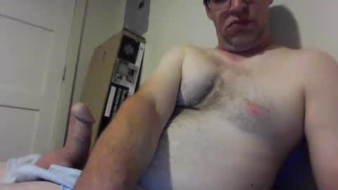 Snapshot of b21lundeen chatting on 09-17-25, 05:20 your-personal-weener online show from 09-17-25, 05:20