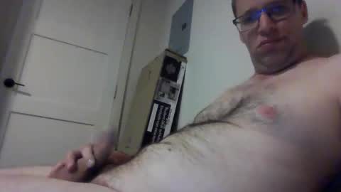 Snapshot of b21lundeen chatting on 10-18-25, 07:47 your-personal-weener online show from 10-18-25, 07:47