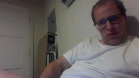 Snapshot of b21lundeen chatting on 12-02-25, 03:56 your-personal-weener online show from 12-02-25, 03:56