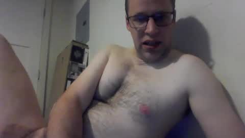 Snapshot of b21lundeen chatting on 12-22-25, 10:07 your-personal-weener online show from 12-22-25, 10:07