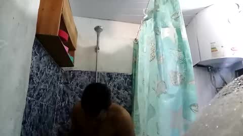 B3B3LATINO online show from 11-19-25, 01:44