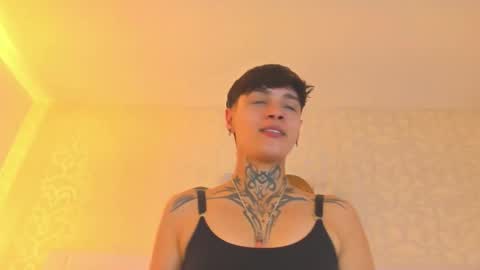 Snapshot of b3k_afrodict chatting on 10-06-25, 07:55 Anny online show from 10-06-25, 07:55