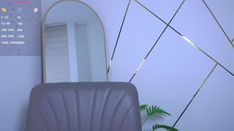 Isabella online show from 10-03-25, 10:51