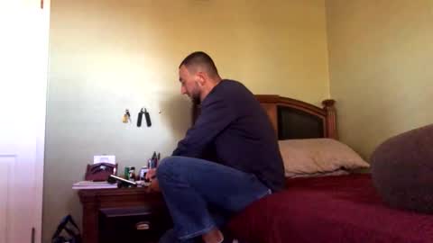 b_johnson530 online show from 10-18-25, 09:48