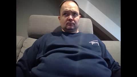 Snapshot of baambarylaa chatting on 10-12-25, 01:21 baambarylaa online show from 10-12-25, 01:21