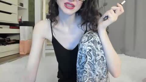 Snapshot of babby_jewel chatting on 09-20-25, 10:27 babby_jewel online show from 09-20-25, 10:27