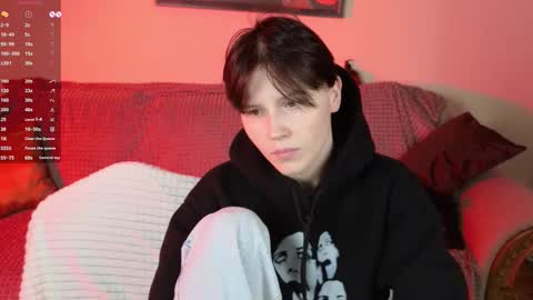 Snapshot of babees_eva chatting on 09-14-25, 04:06 Sweety Eva online show from 09-14-25, 04:06