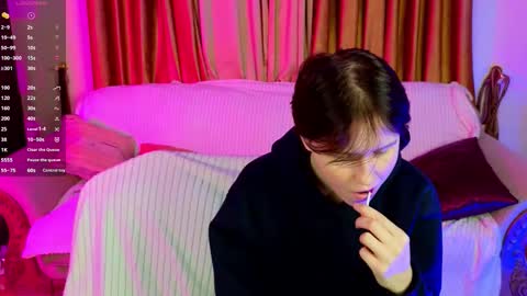 Snapshot of babees_eva chatting on 09-27-25, 06:57 Sweety Eva online show from 09-27-25, 06:57