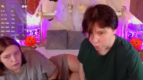 Snapshot of babees_eva chatting on 10-19-25, 11:33 Sweety Eva online show from 10-19-25, 11:33