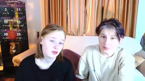 Snapshot of babees_eva chatting on 11-15-25, 11:18 Sweety Eva online show from 11-15-25, 11:18