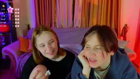 Snapshot of babees_eva chatting on 11-26-25, 11:11 Sweety Eva online show from 11-26-25, 11:11