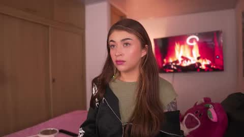 Samanta online show from 09-30-25, 05:34