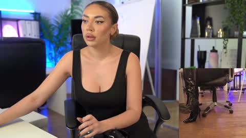 Olivia and Lexi online show from 03-27-26, 05:57