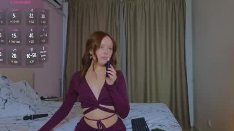 Lina online show from 10-15-25, 07:47