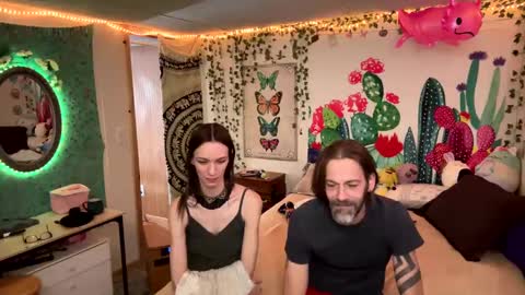 Snapshot of babiifern chatting on 01-29-25, 04:19 Fern Browning online show from 01-29-25, 04:19