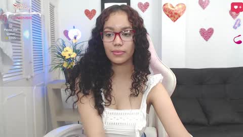 Snapshot of baby_blue18_ chatting on 12-04-24, 10:08 salome online show from 12-04-24, 10:08