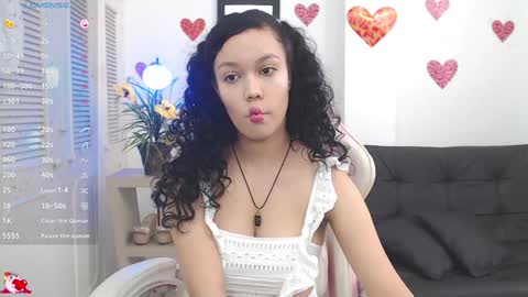 Snapshot of baby_blue18_ chatting on 01-14-25, 04:08 salome online show from 01-14-25, 04:08