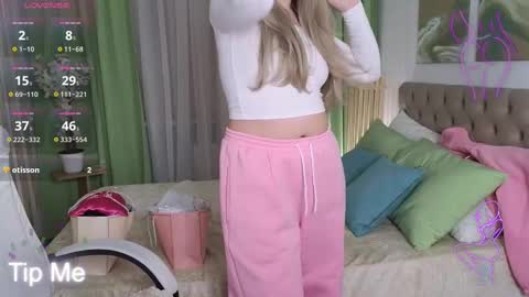 Debora online show from 03-12-25, 01:14