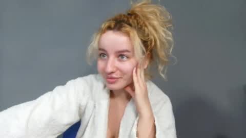 Snapshot of baby_doll91 chatting on 01-24-25, 12:20 Babby Doll online show from 01-24-25, 12:20