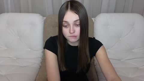 Snapshot of baby_emmaa chatting on 02-27-25, 11:37 Baby emmaa online show from 02-27-25, 11:37