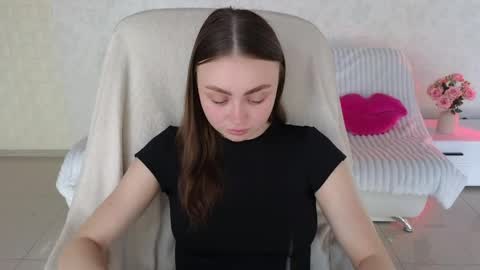 Baby emmaa online show from 03-27-26, 10:26