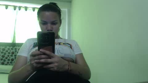 baby_fantasy18 online show from 09-12-25, 02:39