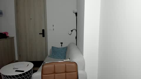 Call me baby  real name Eva   online show from 02-02-25, 02:56