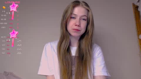 Snapshot of baby_girl_0001 chatting on 02-23-25, 01:13 Kira online show from 02-23-25, 01:13