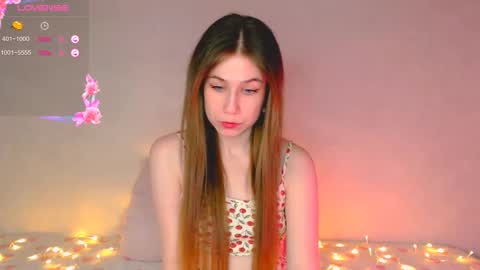 Snapshot of baby_girl_0001 chatting on 12-18-25, 06:03 Kira online show from 12-18-25, 06:03