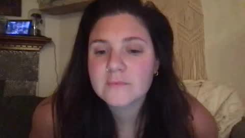 Snapshot of baby_girl_93 chatting on 12-17-25, 08:09 baby_girl_93 online show from 12-17-25, 08:09