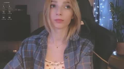 Snapshot of baby_gopn1k chatting on 12-13-24, 05:05 baby gopn1k online show from 12-13-24, 05:05