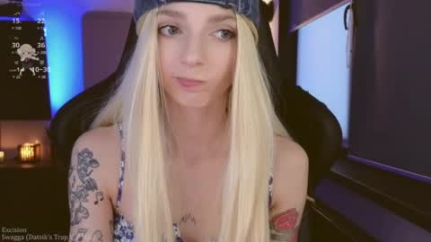 Snapshot of baby_gopn1k chatting on 02-14-25, 02:54 baby gopn1k online show from 02-14-25, 02:54