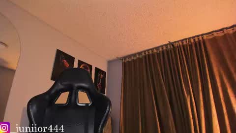 Snapshot of baby_junior420 chatting on 06-29-26, 01:01 Junior Independent Model online show from 06-29-26, 01:01