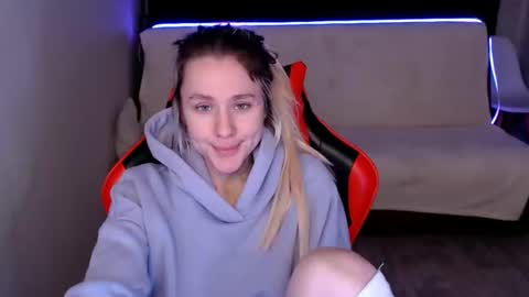 Snapshot of baby_kitte chatting on 12-05-24, 06:10 baby_kitte online show from 12-05-24, 06:10