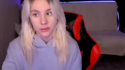 Snapshot of baby_kitte chatting on 12-09-24, 03:29 baby_kitte online show from 12-09-24, 03:29