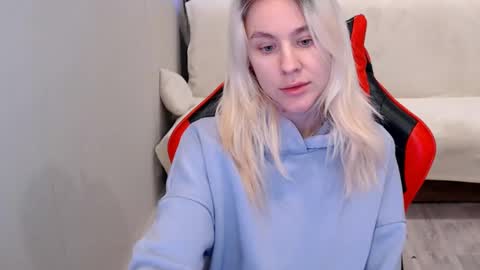 Snapshot of baby_kitte chatting on 12-09-24, 06:34 baby_kitte online show from 12-09-24, 06:34