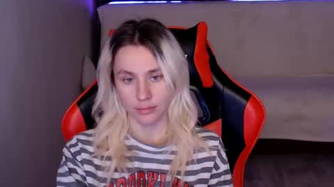 Snapshot of baby_kitte chatting on 12-12-24, 07:41 baby_kitte online show from 12-12-24, 07:41