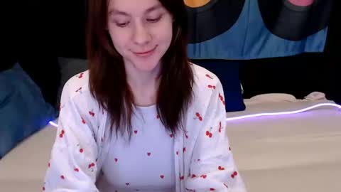 Snapshot of baby_kitte chatting on 12-22-24, 03:00 baby_kitte online show from 12-22-24, 03:00