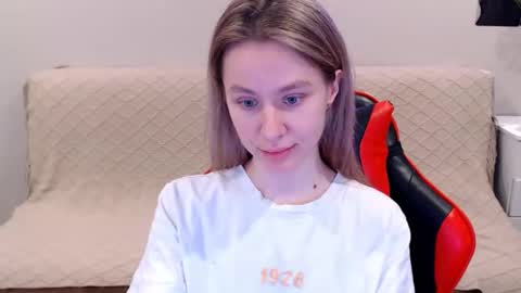 Snapshot of baby_kitte chatting on 02-09-25, 05:50 baby_kitte online show from 02-09-25, 05:50