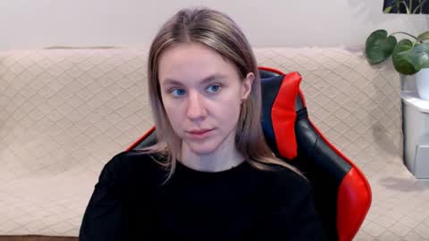 Snapshot of baby_kitte chatting on 02-15-25, 07:06 baby_kitte online show from 02-15-25, 07:06