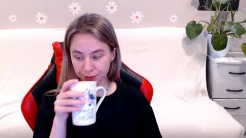 Snapshot of baby_kitte chatting on 02-28-25, 04:53 baby_kitte online show from 02-28-25, 04:53