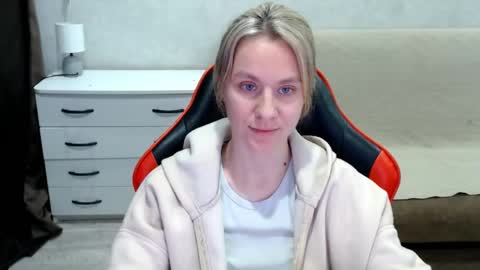 Snapshot of baby_kitte chatting on 10-21-25, 12:39 baby_kitte online show from 10-21-25, 12:39