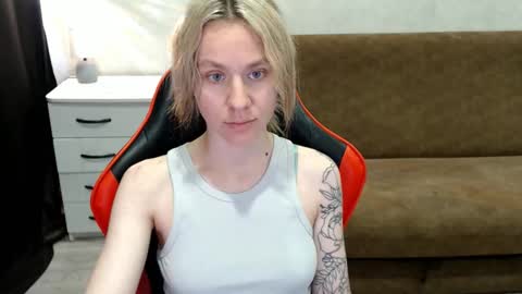 Snapshot of baby_kitte chatting on 11-03-25, 09:21 baby_kitte online show from 11-03-25, 09:21