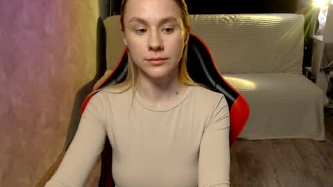 baby_kitte online show from 04-09-26, 06:19